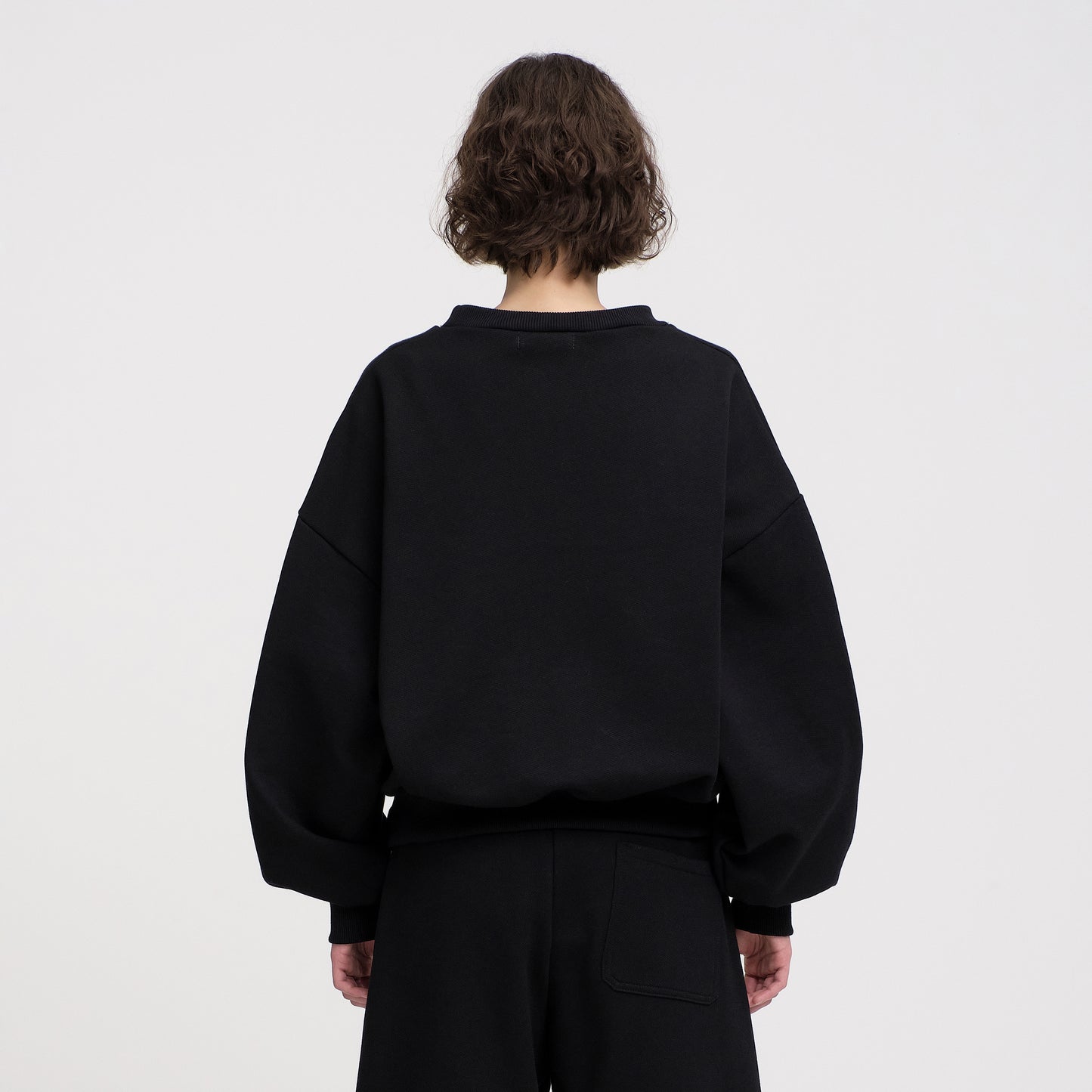 Boxy Crewneck (Black)