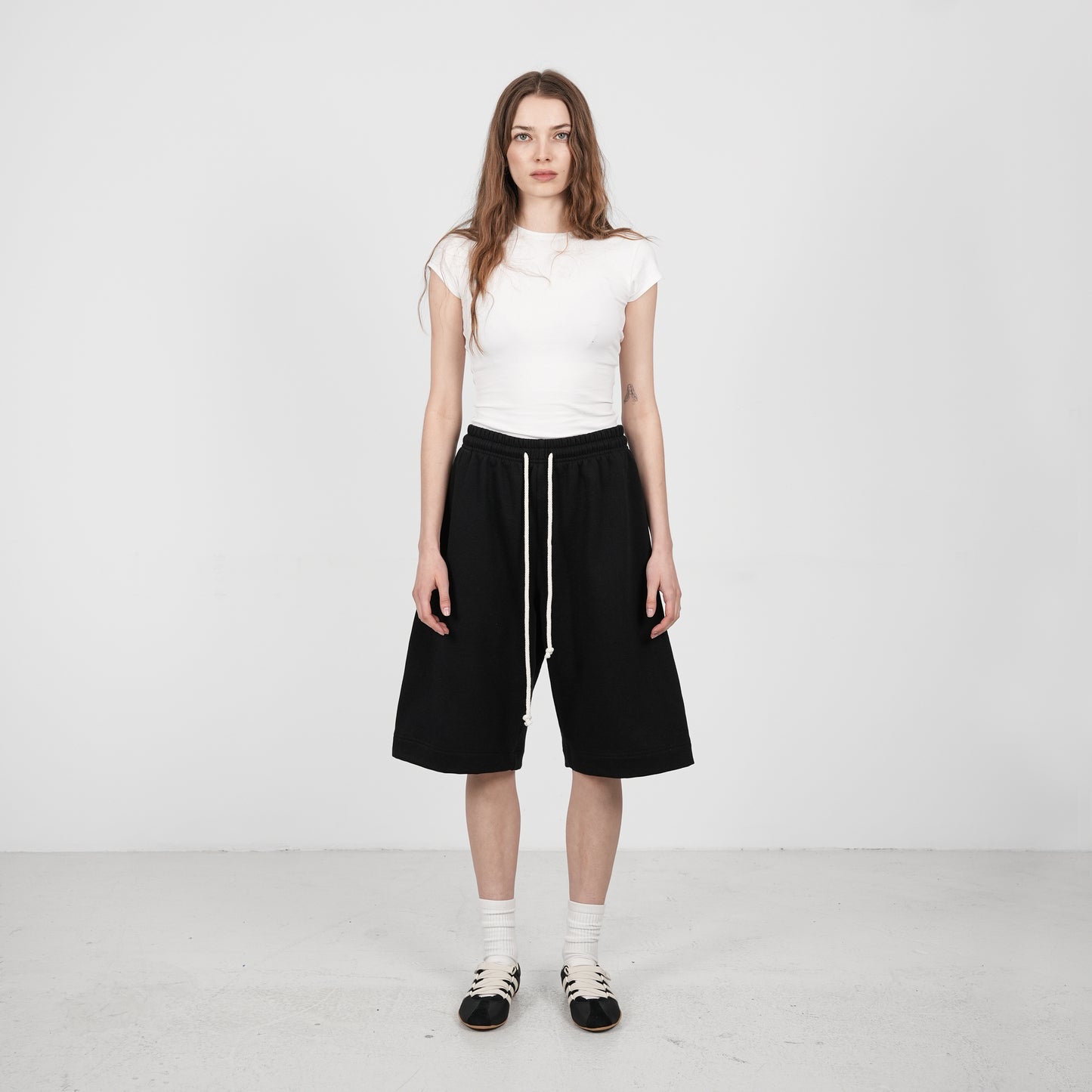 Barrel Shorts (Black)
