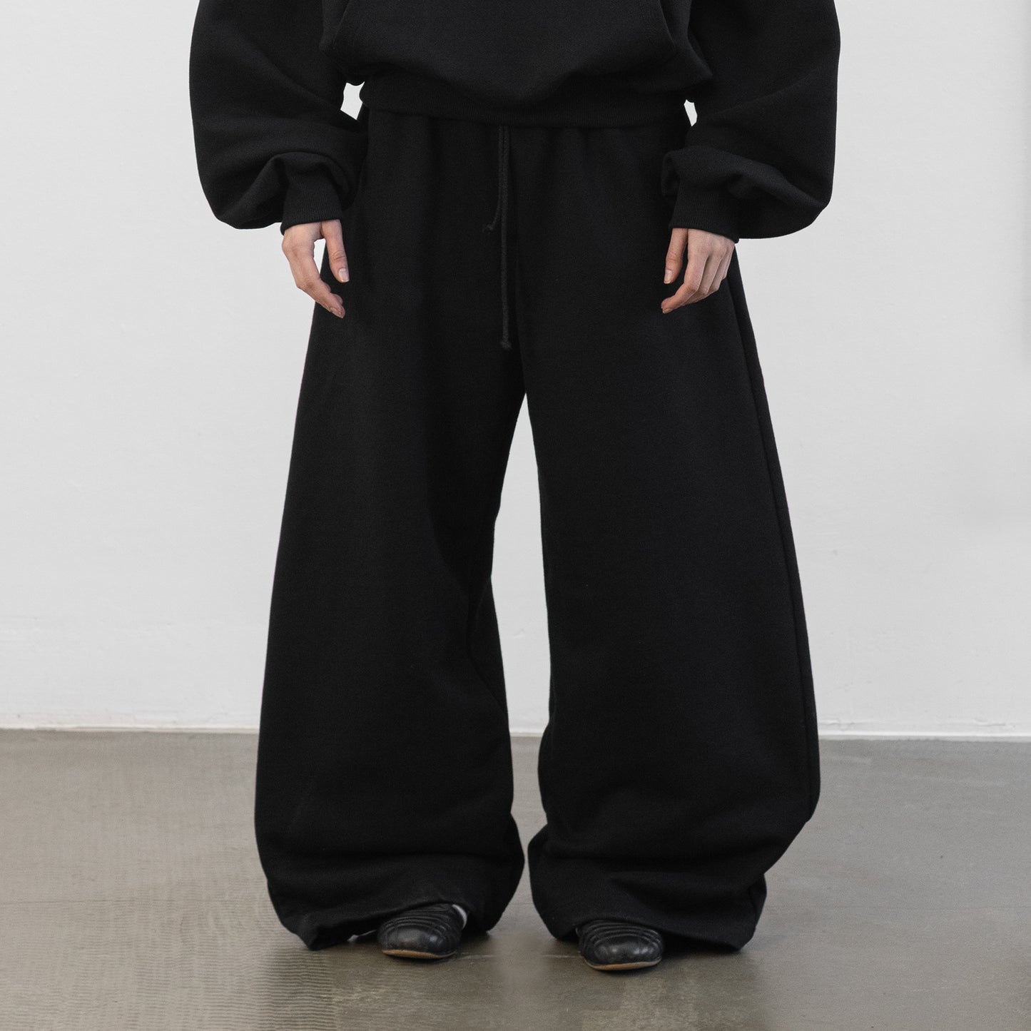 Balloon Fleece Sweatpants (Black)