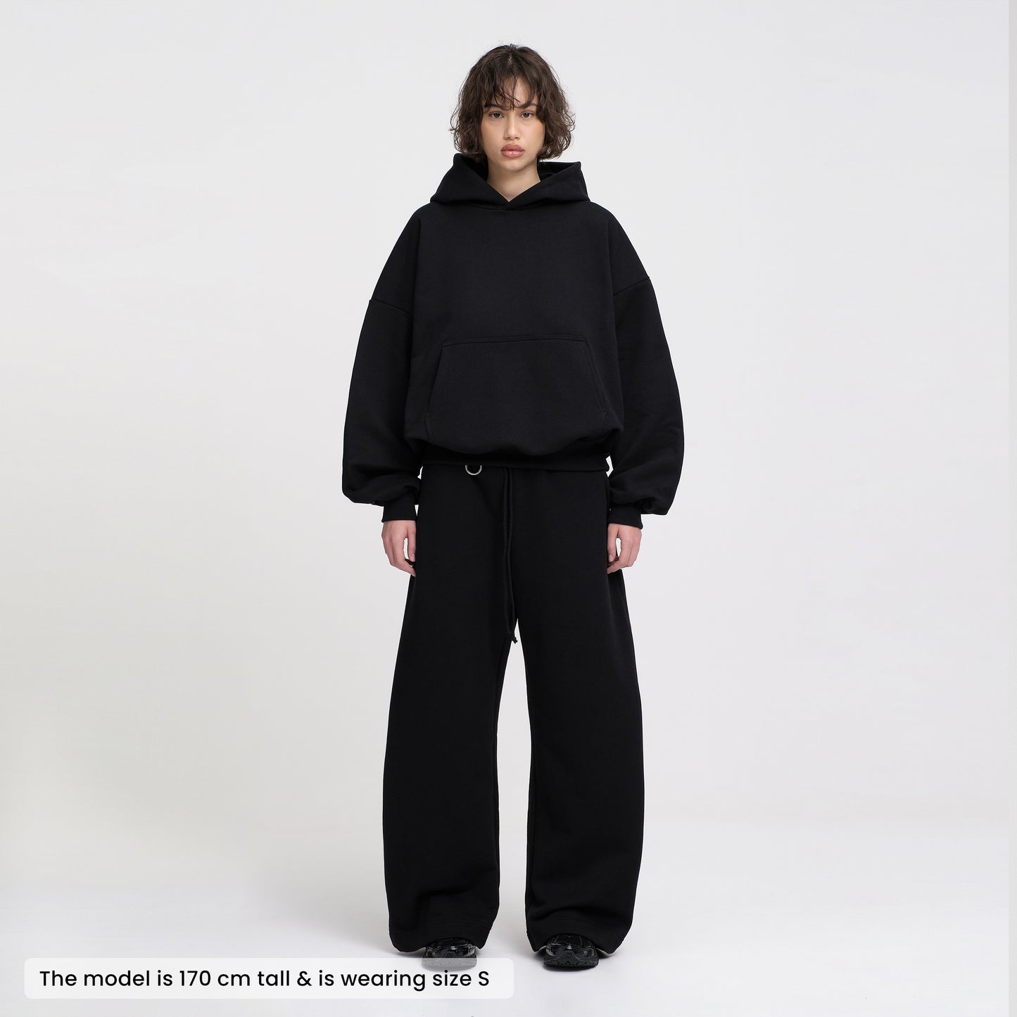 Flowy Barrel Sweatpants (Black)