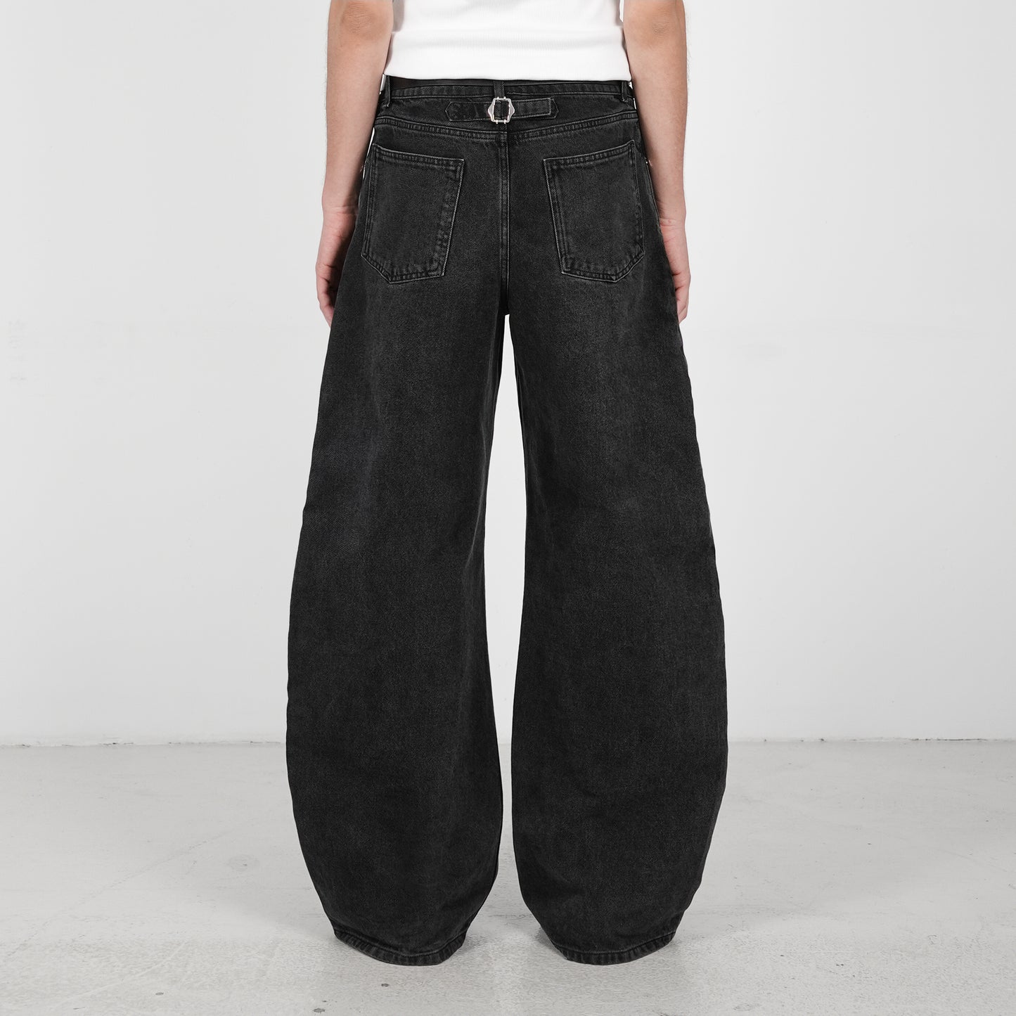 Barrel Jeans