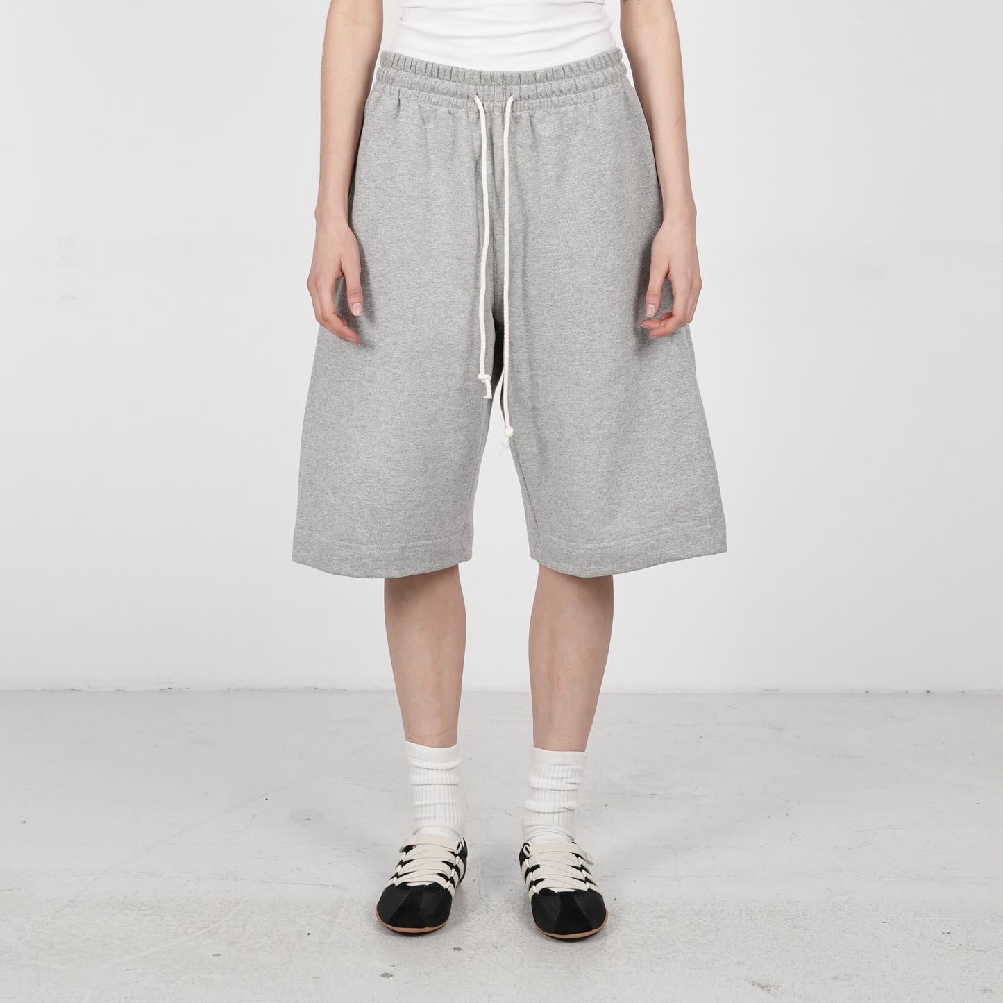 Barrel Flowy Shorts (Grey)