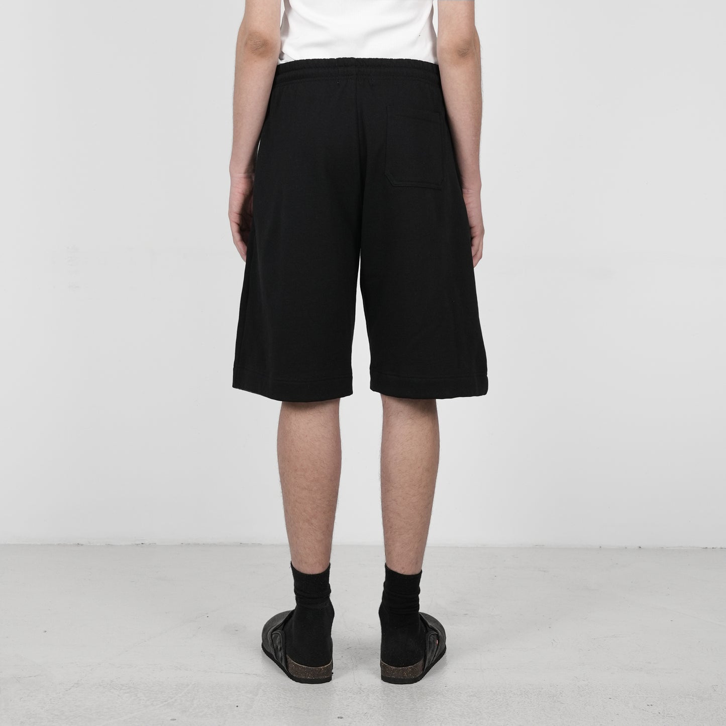 Barrel Flowy Shorts (Black)