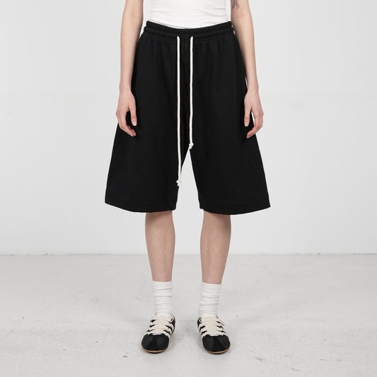 Barrel Flowy Shorts (Black)