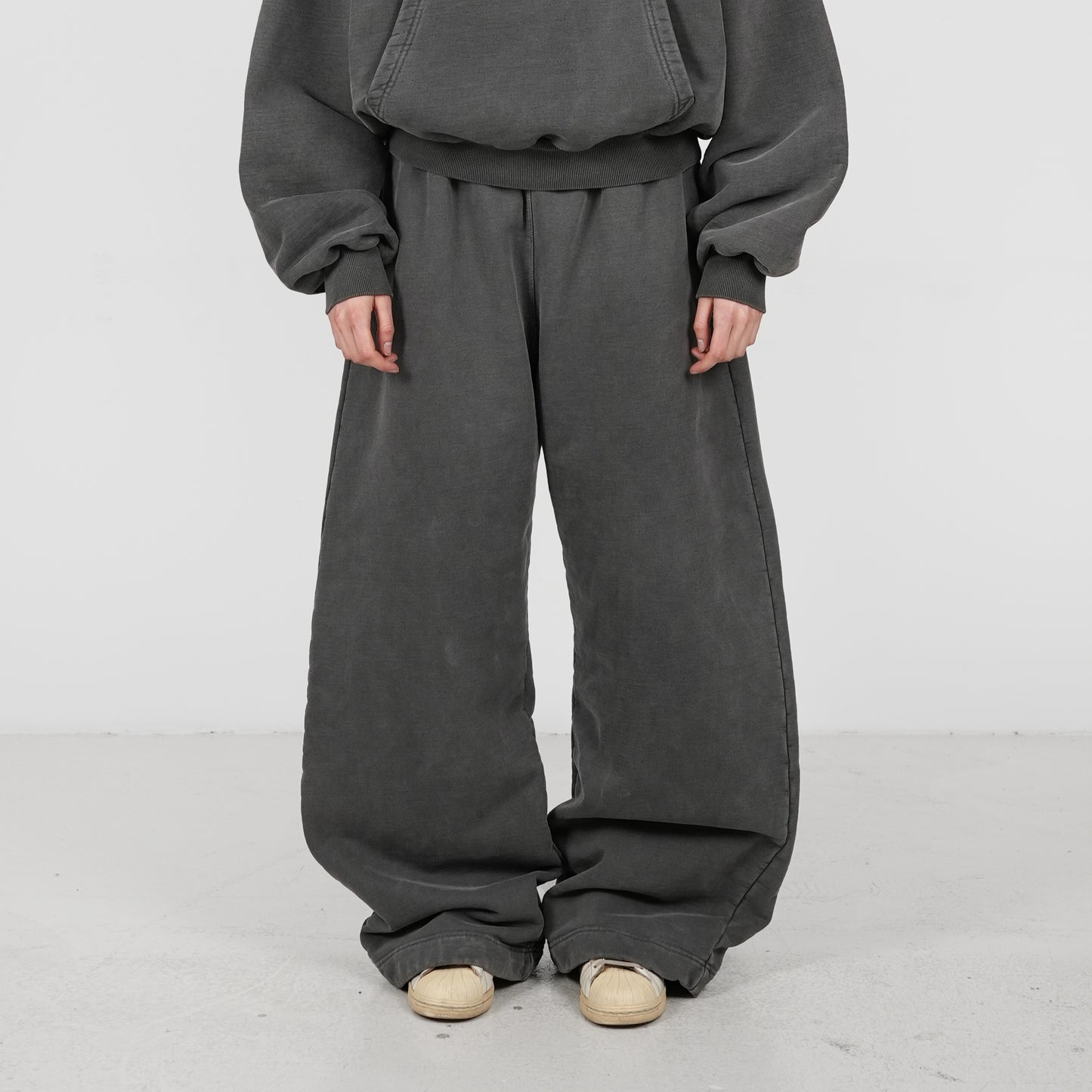 Washed Barrel Sweatpants