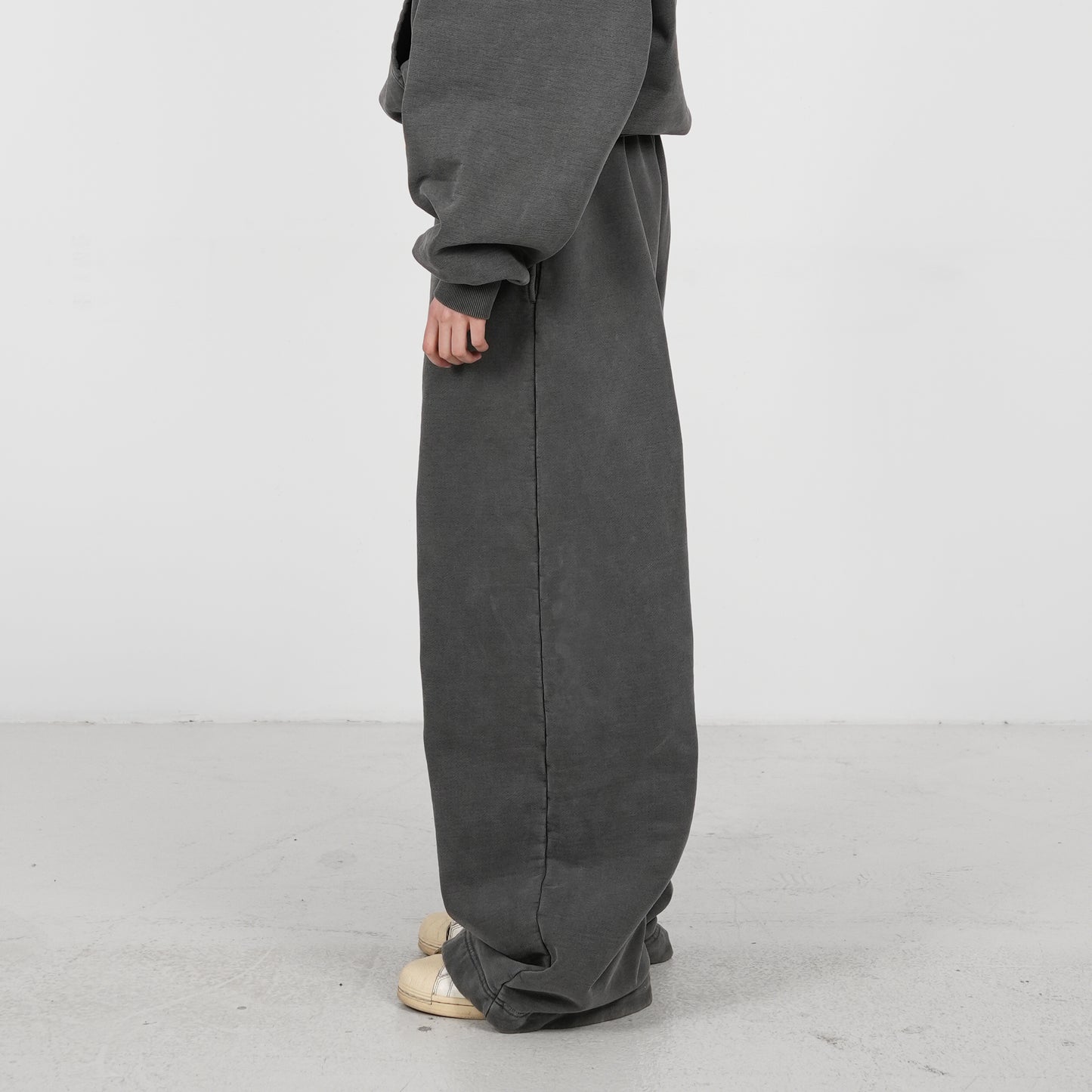 Washed Barrel Sweatpants